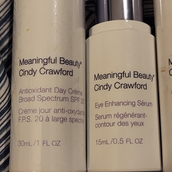 Cindy CC Crawford Meaningful Beauty Bundle - Picture 3 of 4